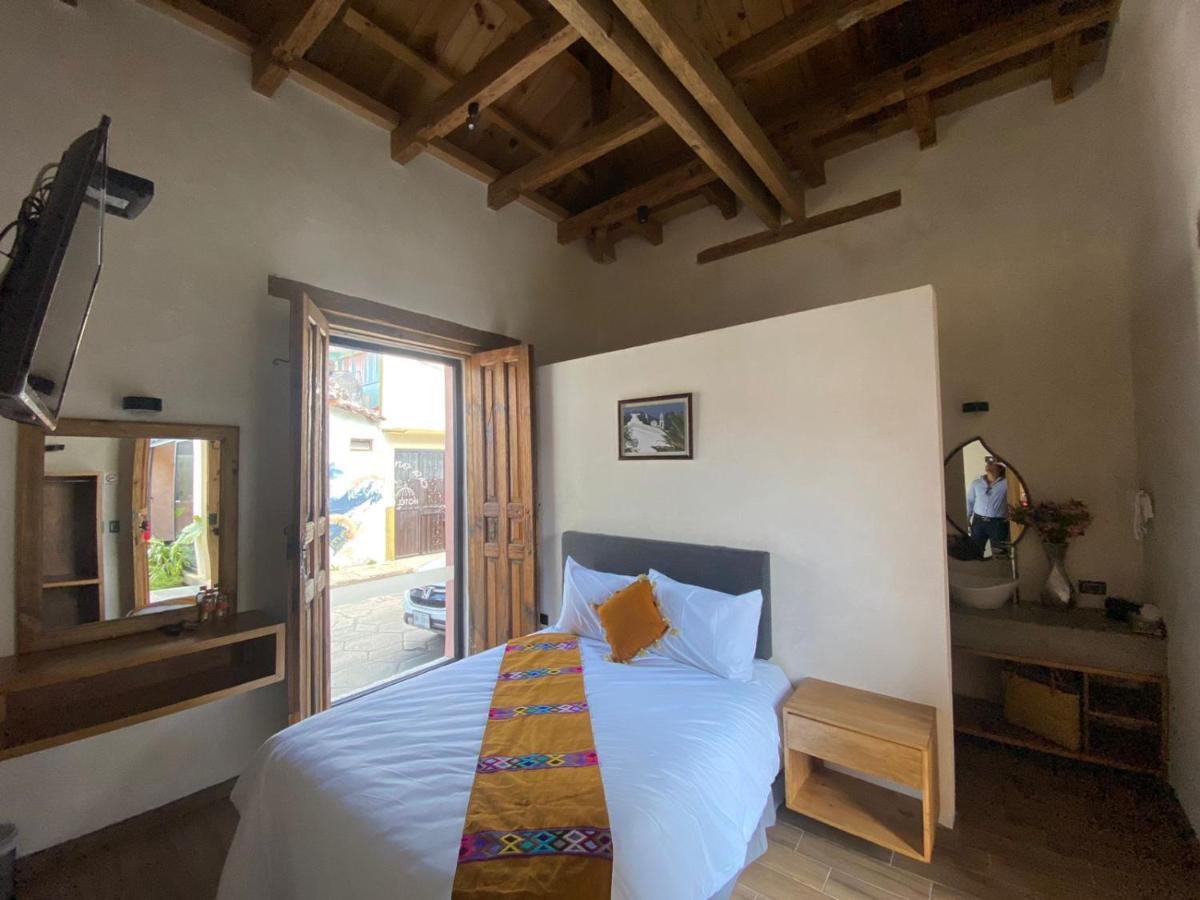 Hotel Boutique Casa San Cristobal Сан-Кристобаль-де-Ла-Касас Экстерьер фото